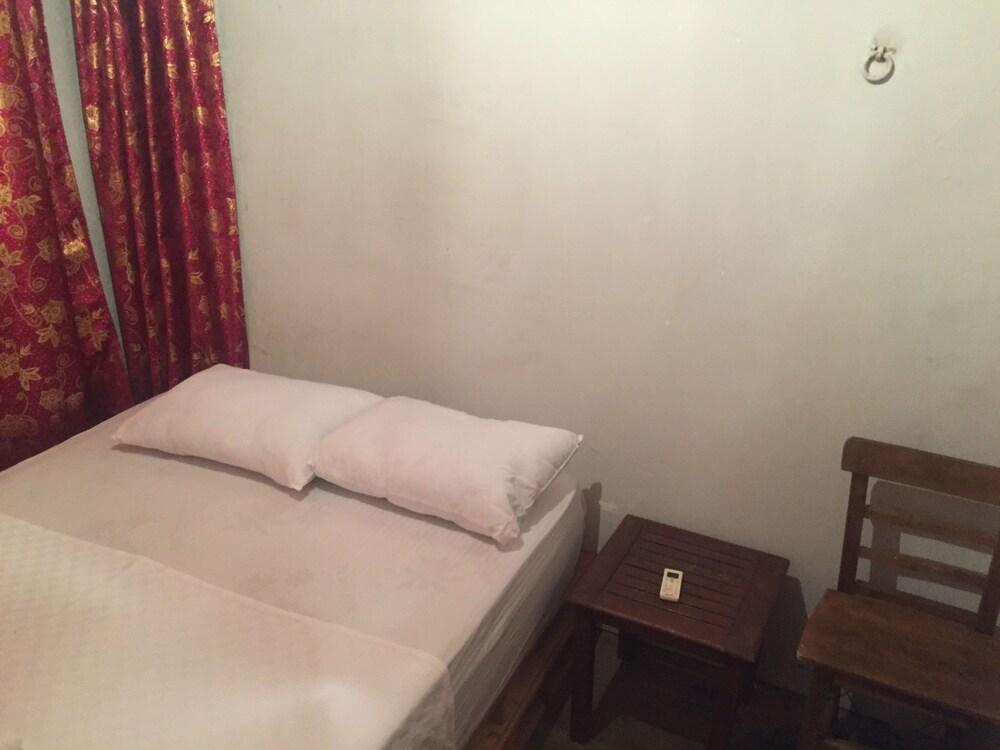 Antique House 호텔 안탈리아 외부 사진